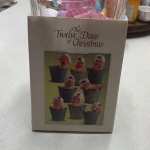 Anne Geddes 'The Twelve Days of Christmas' Art Print – Cream Cover